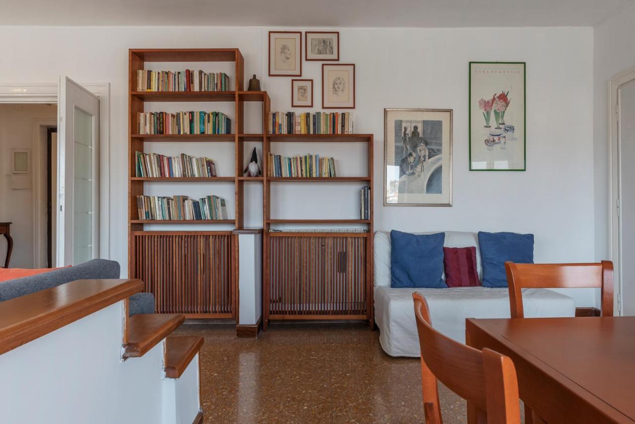 Roomy And Bright Apartment With Terrace Рим Экстерьер фото